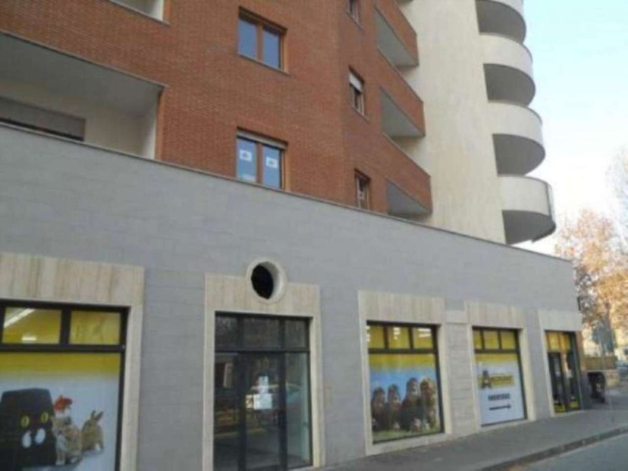 Negozio - Loc.Com. TORINO vendita  AURORA GIULIO CESARE Edilcase