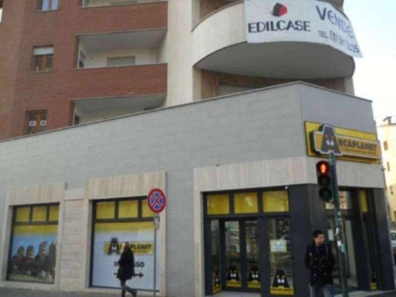 Negozio - Loc.Com. TORINO vendita  AURORA GIULIO CESARE Edilcase