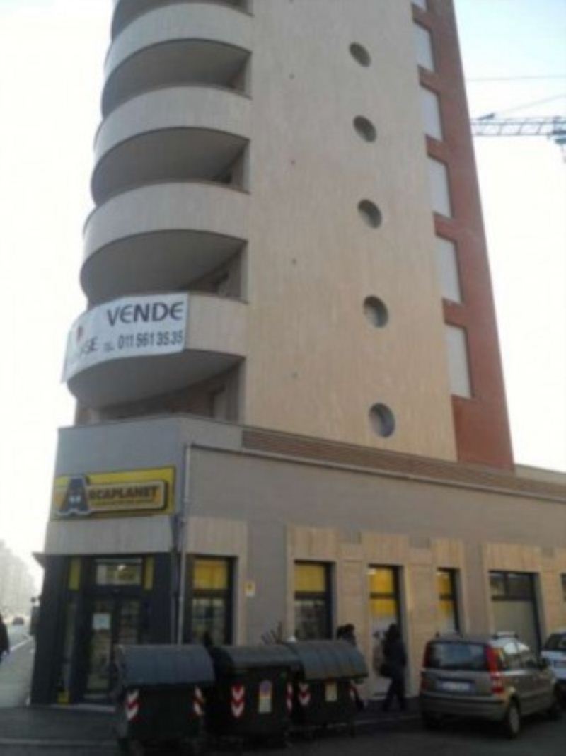 Negozio - Loc.Com. TORINO vendita  AURORA GIULIO CESARE Edilcase