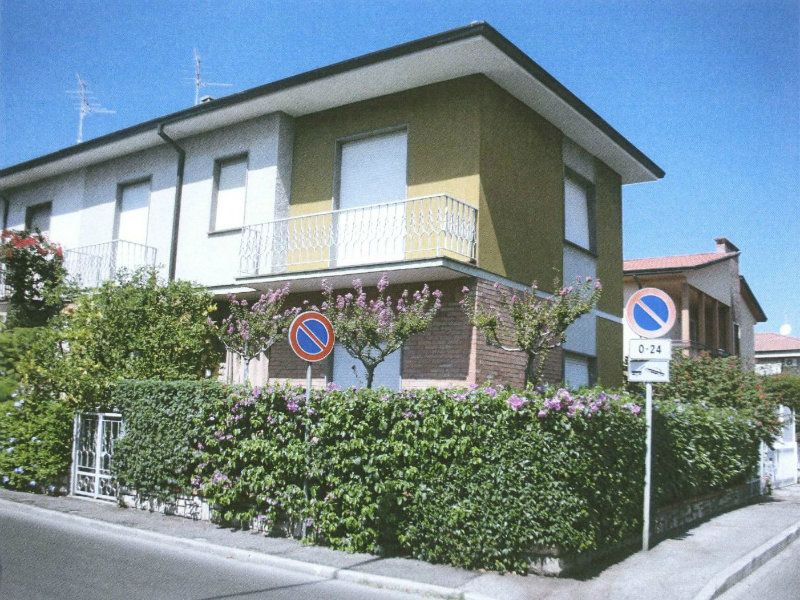 Villa VIAREGGIO vendita    LAimmobiliaRE s.r.l.