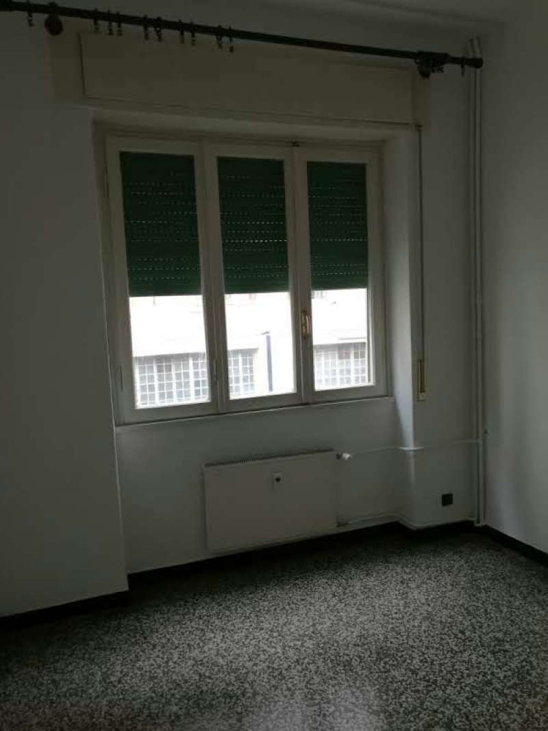 Appartamento GENOVA vendita  OREGINA Via Napoli Unitas Immobiliare S.A.S.
