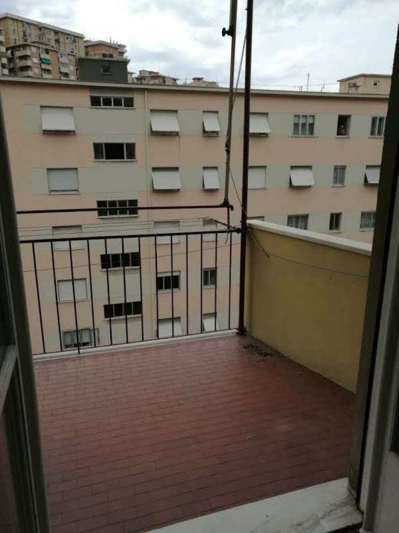 Appartamento GENOVA vendita  OREGINA Via Napoli Unitas Immobiliare S.A.S.