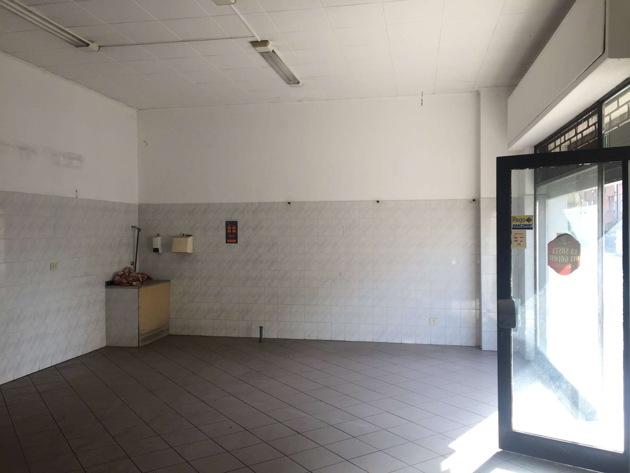 Negozio - Loc.Com. VARESE affitto  GIUBIANO  Casanova Servizi Immobiliari