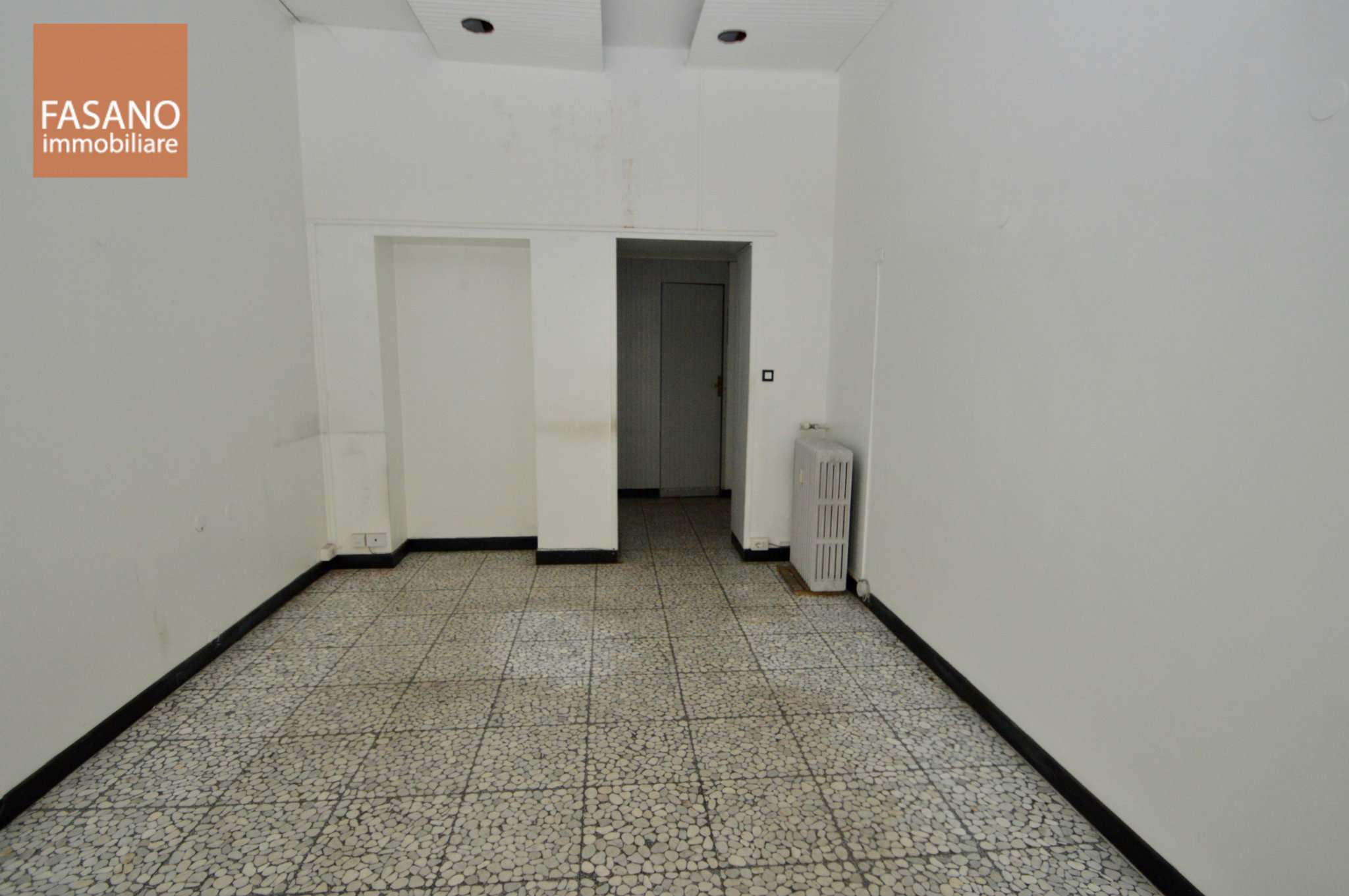 Negozio - Loc.Com. TORINO vendita  VANCHIGLIA Artisti Fasano immobiliare S.R.L.