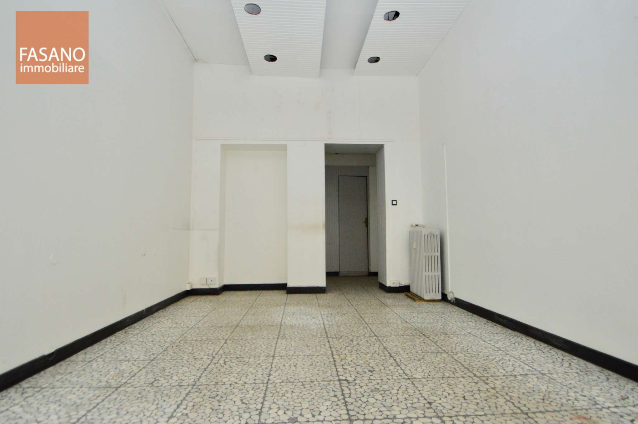 Negozio - Loc.Com. TORINO vendita  VANCHIGLIA Artisti Fasano immobiliare S.R.L.