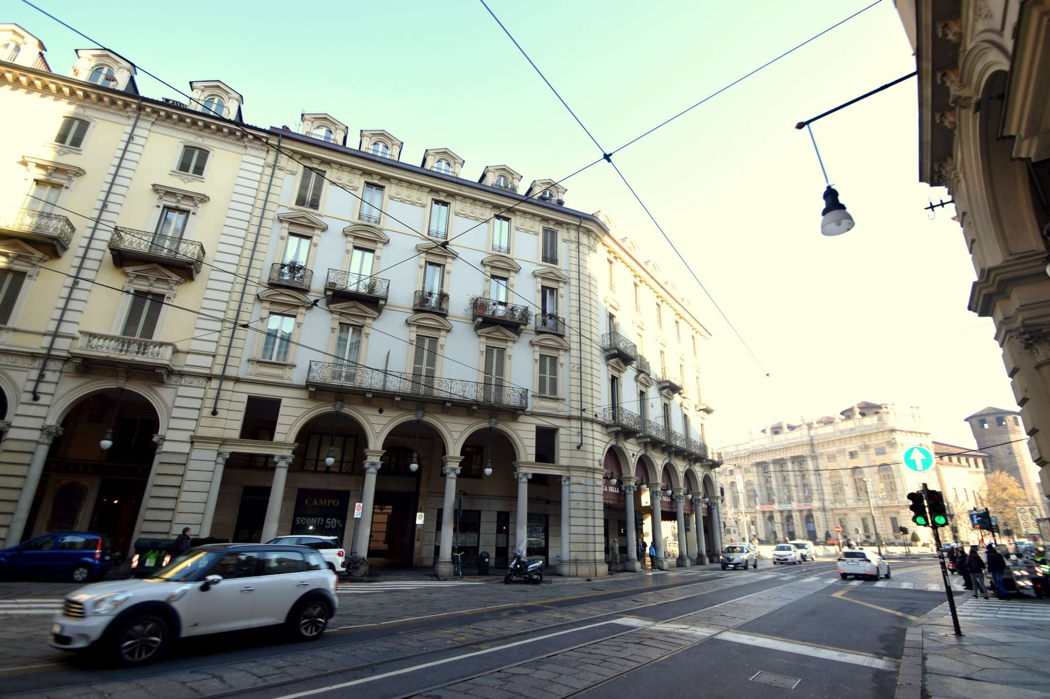  torino vendita quart: piazza castello mosso studio tecnico immobiliare