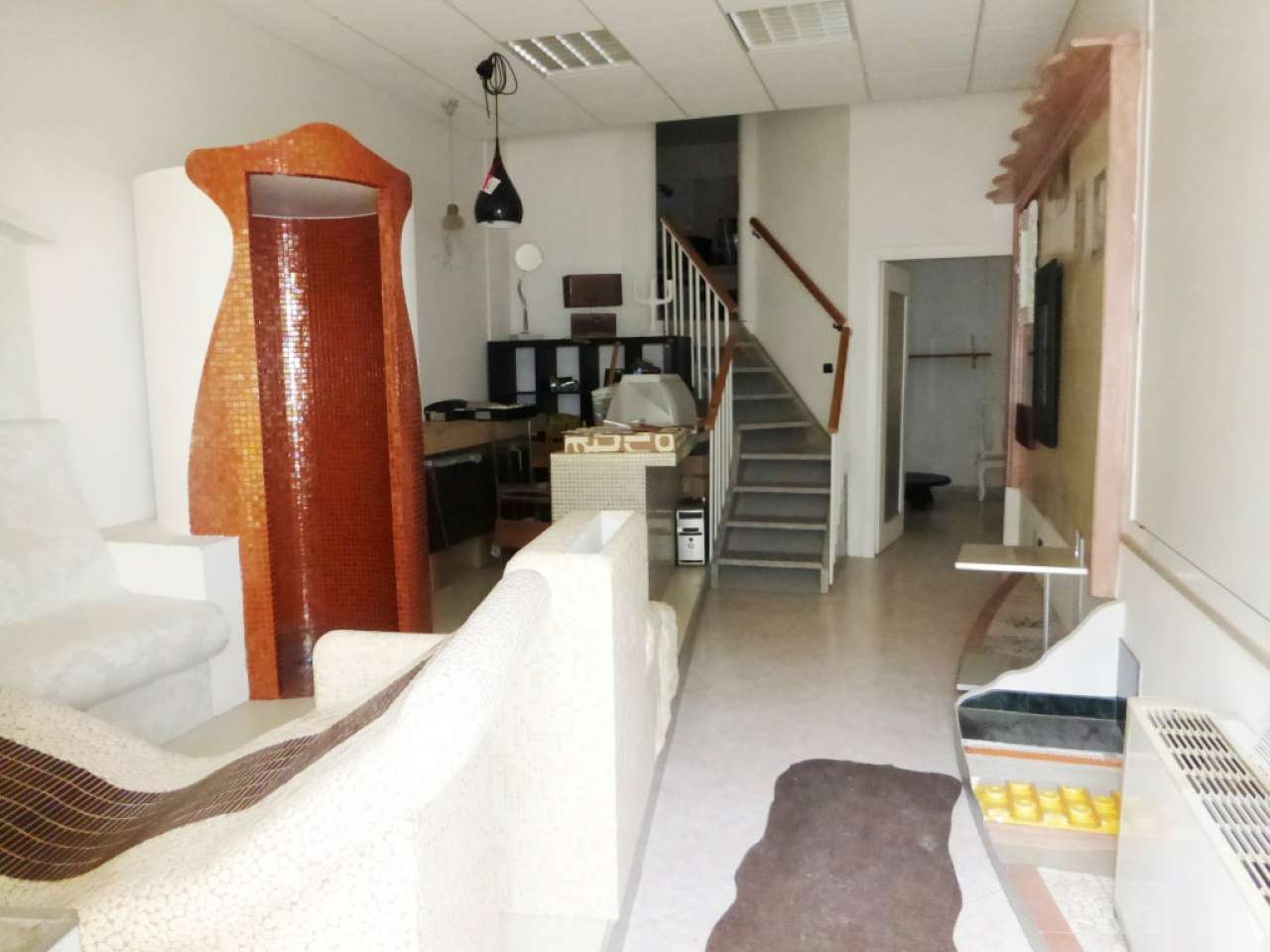 Negozio - Loc.Com. RIMINI vendita    Studio Maya Srl
