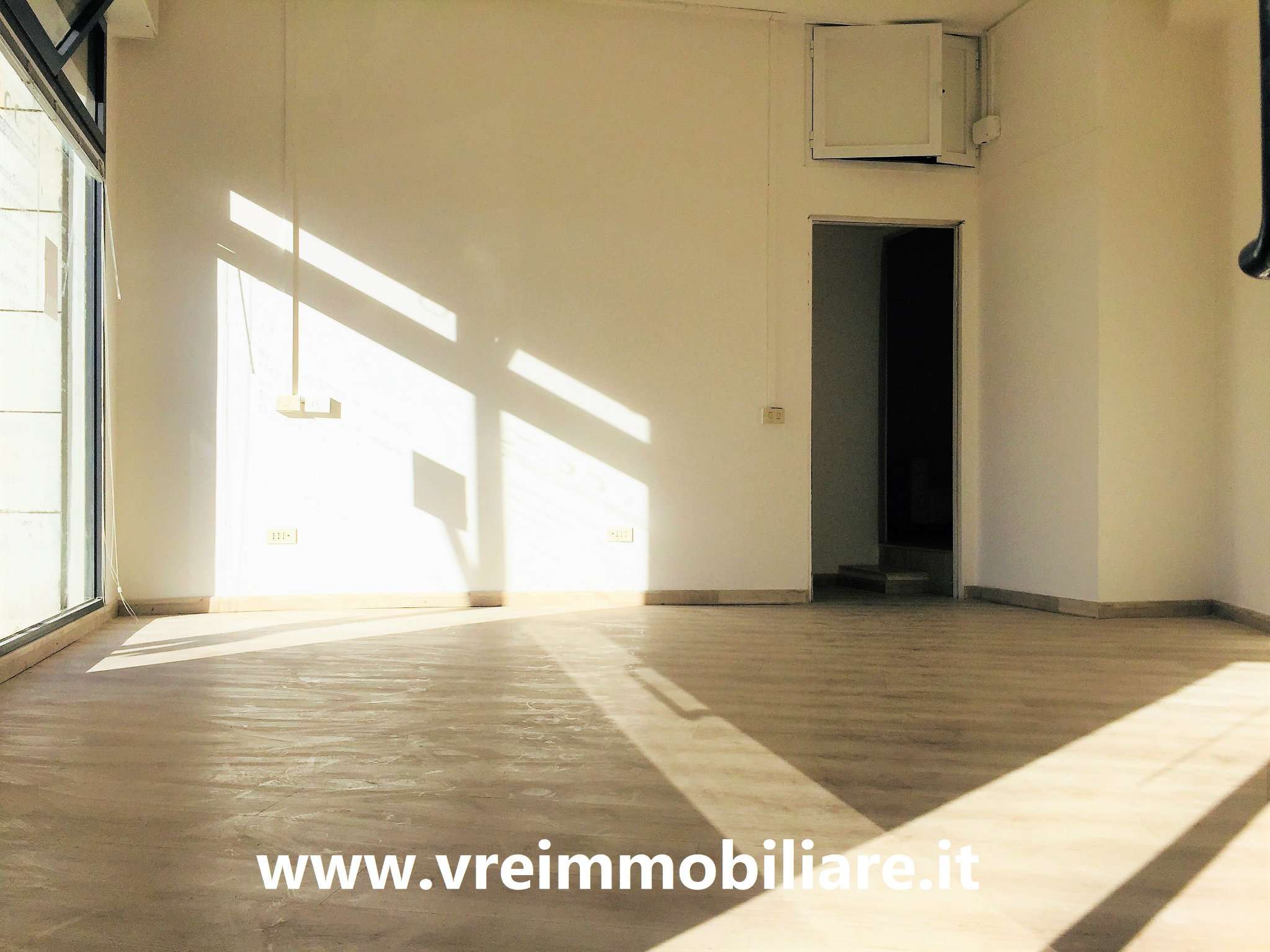 Negozio - Loc.Com. ROMA affitto  GIANICOLENSE (XV MUN.) ludovico di monreale VREIMMOBILIARE - AGUS GROUP