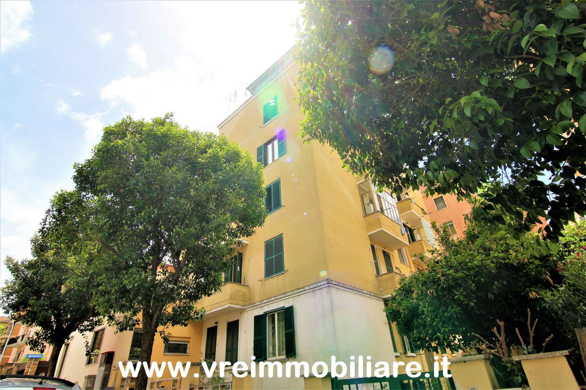 Appartamento ROMA vendita  GIANICOLENSE (XV MUN.) cartoni VREIMMOBILIARE - AGUS GROUP