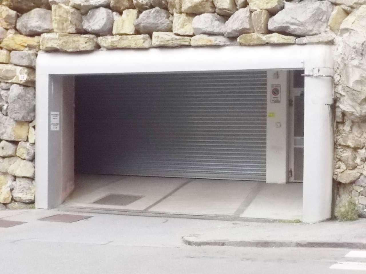 Box auto - Posto auto GENOVA vendita  ALBARO  Home Gallery