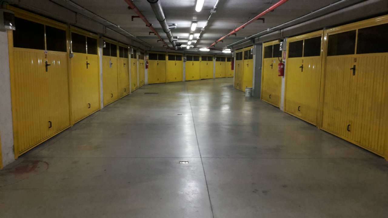Box auto - Posto auto GENOVA vendita  NERVI  Home Gallery