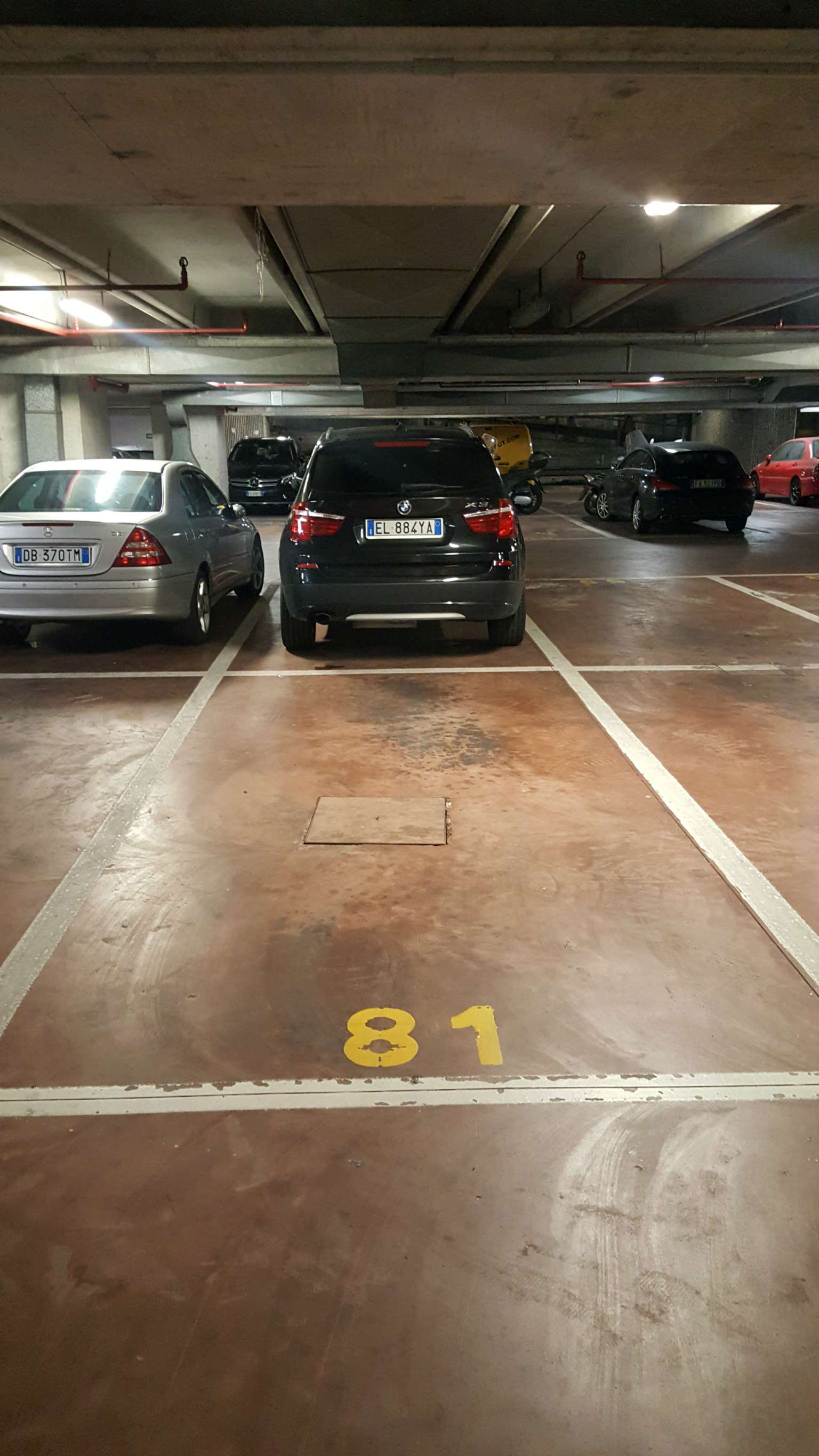 Box auto - Posto auto GENOVA vendita    Home Gallery