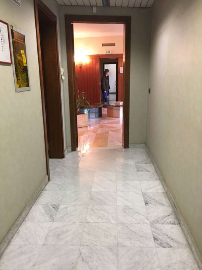 Ufficio - Loc.Com. MILANO affitto  CERTOSA polidoro da caravaggio Immobiliare Piola