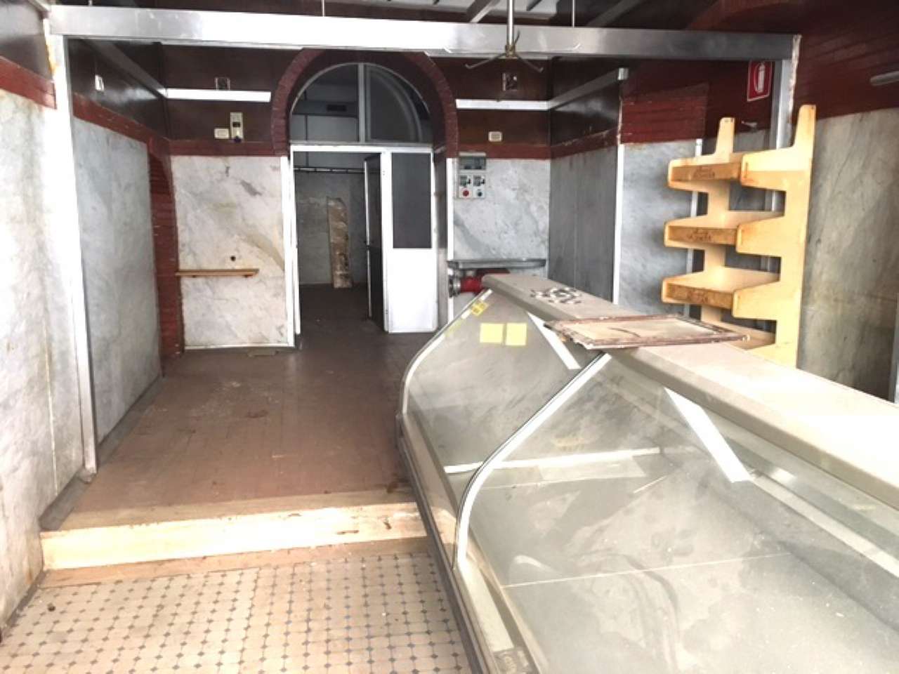 Negozio - Loc.Com. ROMA vendita  Centro storico della Scrofa Cioli&Rismondo Roma Centro Storico R.E.