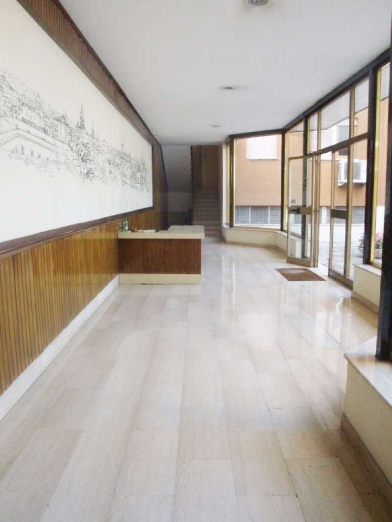 Ufficio - Loc.Com. ROMA affitto  LAURENTINA Via Laurentina Cioli&Rismondo Roma Centro Storico R.E.