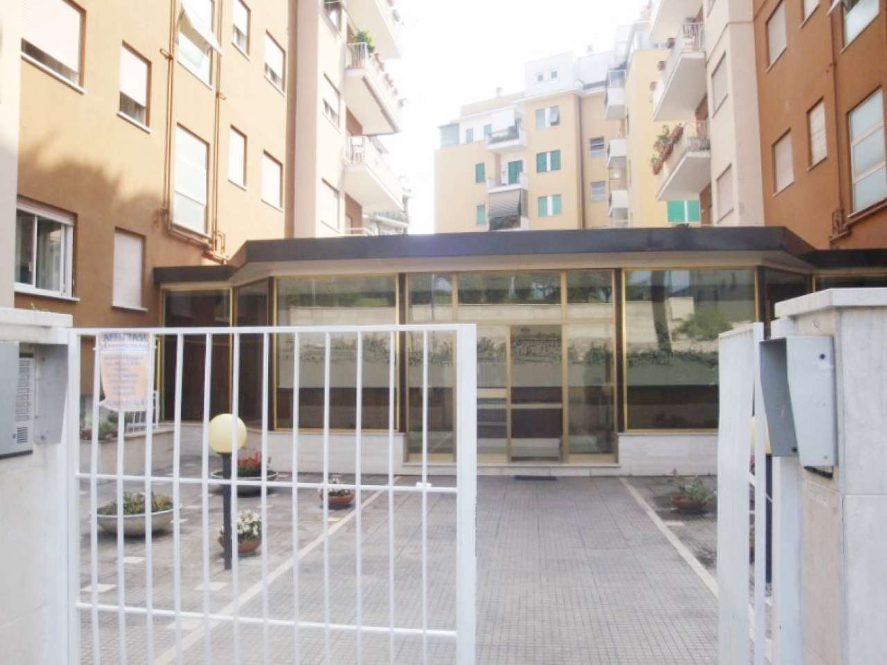 Ufficio - Loc.Com. ROMA affitto  LAURENTINA Via Laurentina Cioli&Rismondo Roma Centro Storico R.E.