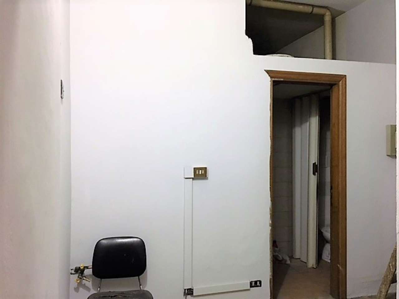Negozio - Loc.Com. ROMA vendita  Centro storico dell'Orso Cioli&Rismondo Roma Centro Storico R.E.