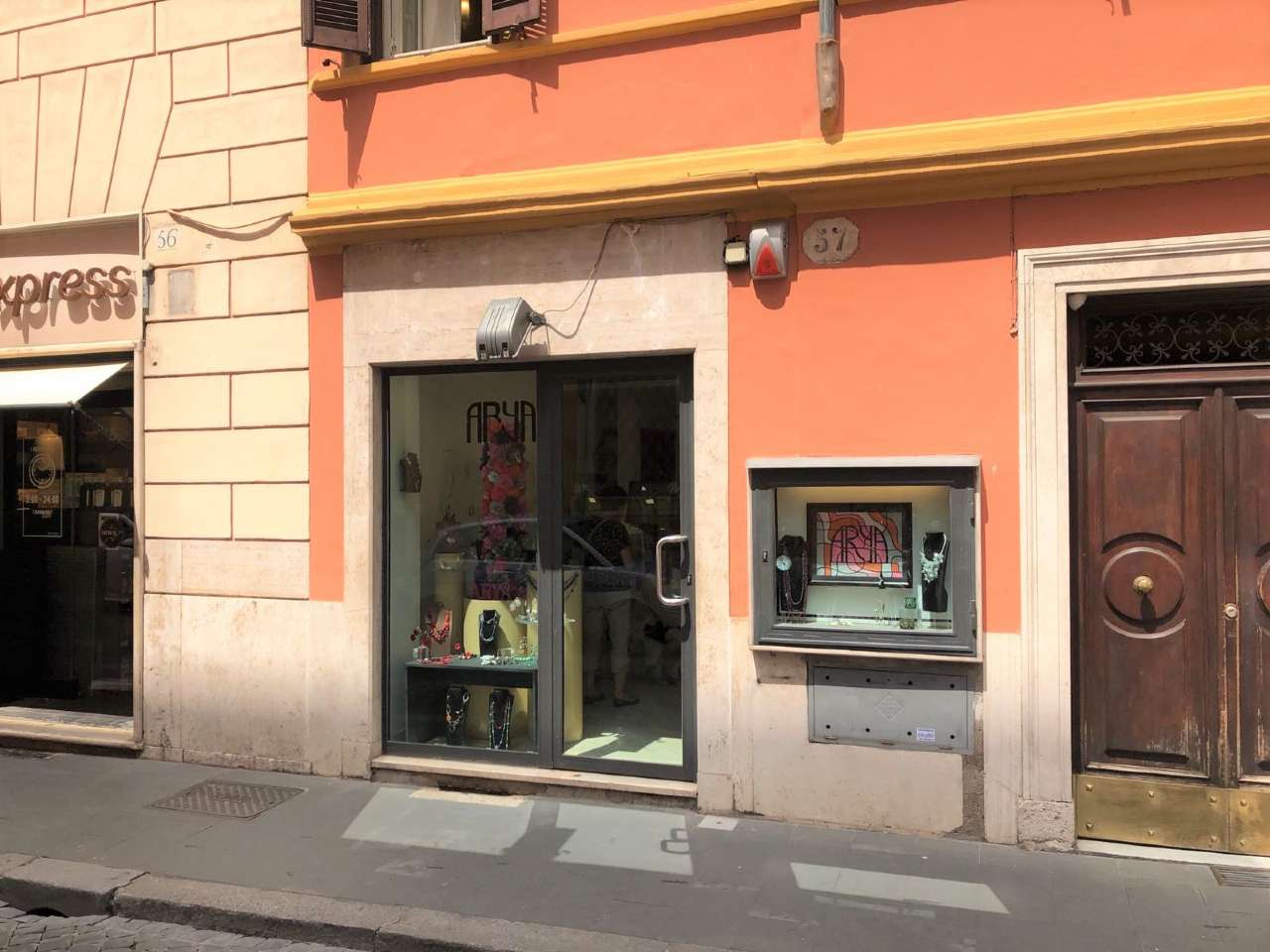 Negozio - Loc.Com. ROMA vendita  Centro storico della vite Cioli&Rismondo Roma Centro Storico R.E.
