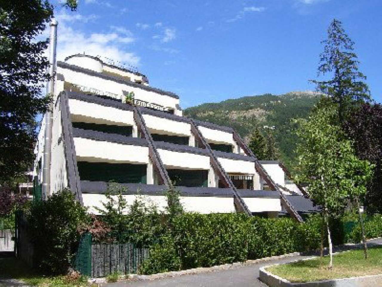 Appartamento BARDONECCHIA vendita   della  Vittoria IMMOBILIARE PINELLI