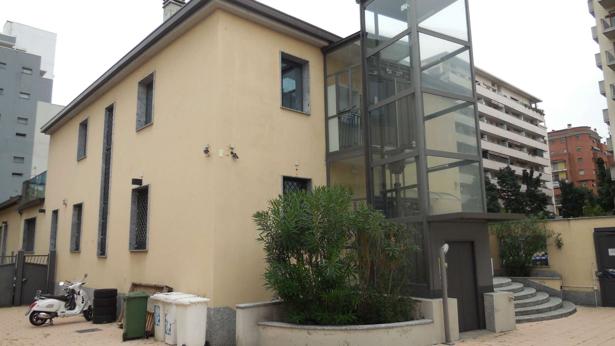 Ufficio - Loc.Com. MILANO affitto   CADUTI DI MARCINELLE SFORZA VENDITE IMMOBILIARI SNC