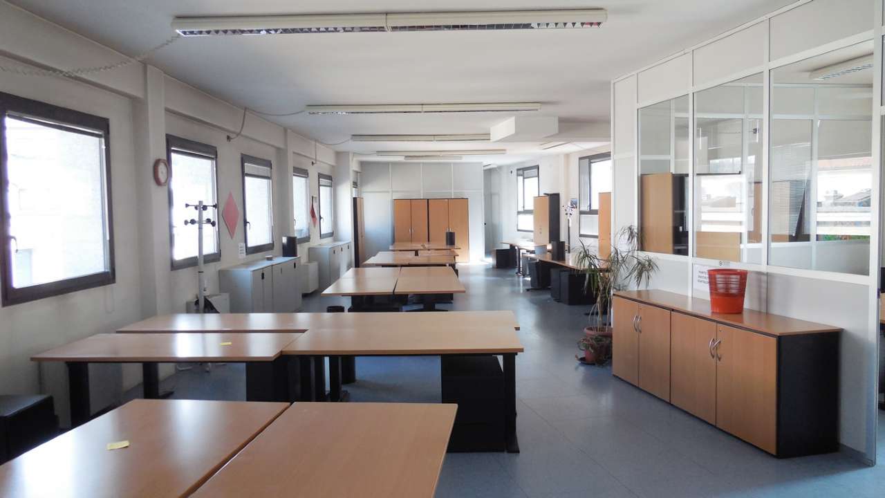 Ufficio - Loc.Com. MILANO affitto   CADUTI DI MARCINELLE SFORZA VENDITE IMMOBILIARI SNC