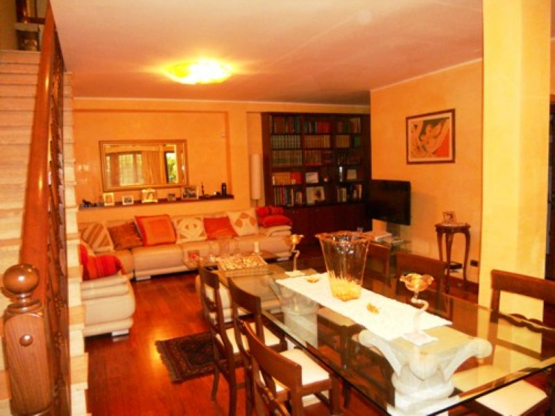Appartamento ROMA vendita  LAURENTINA Carlo emilio Gadda Gabetti Roma Serafico - INIZIATIVE IMMOBILIARI Srl