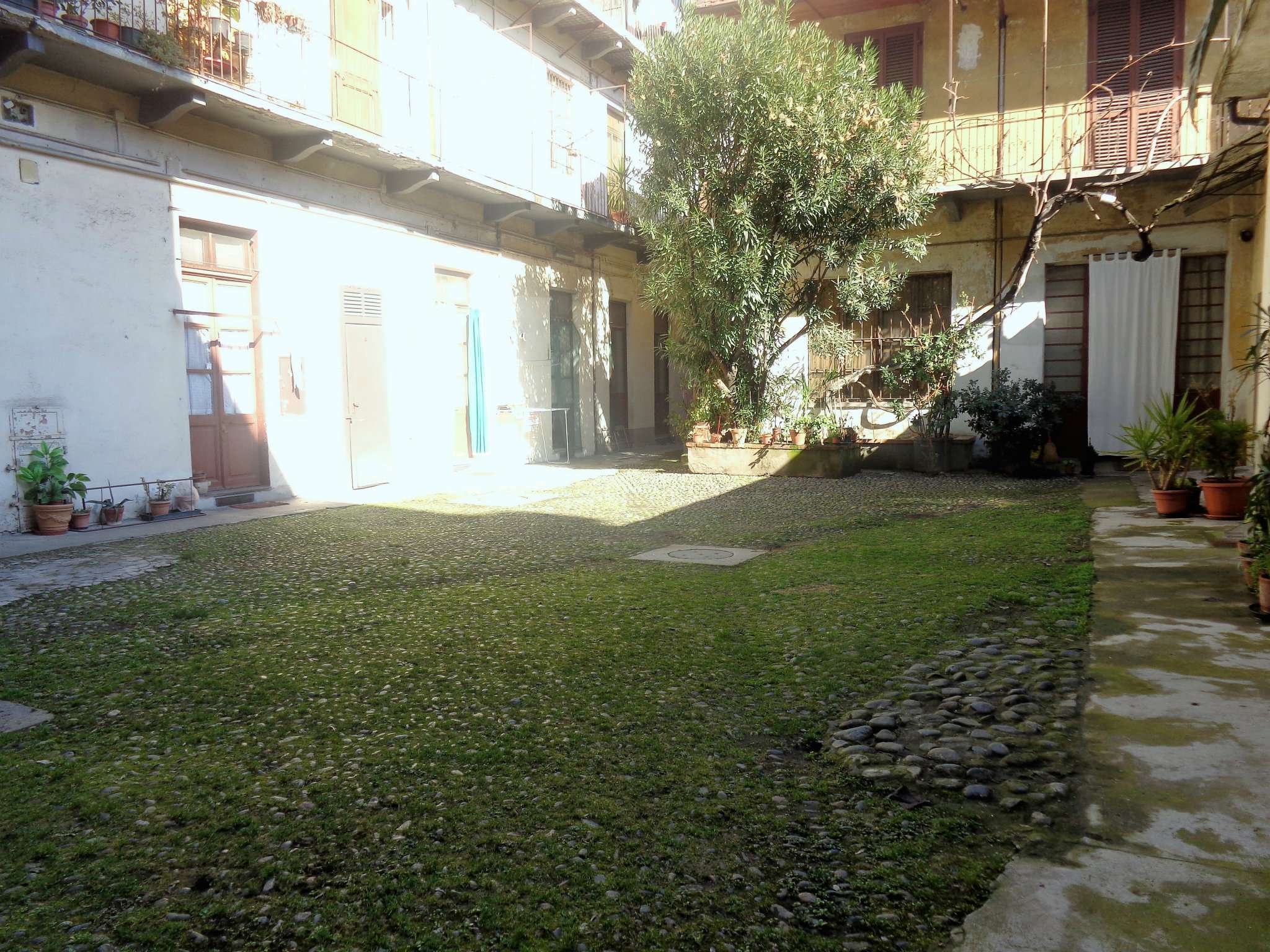 Negozio - Loc.Com. TORINO vendita  VALDOCCO  Congiu immobiliare