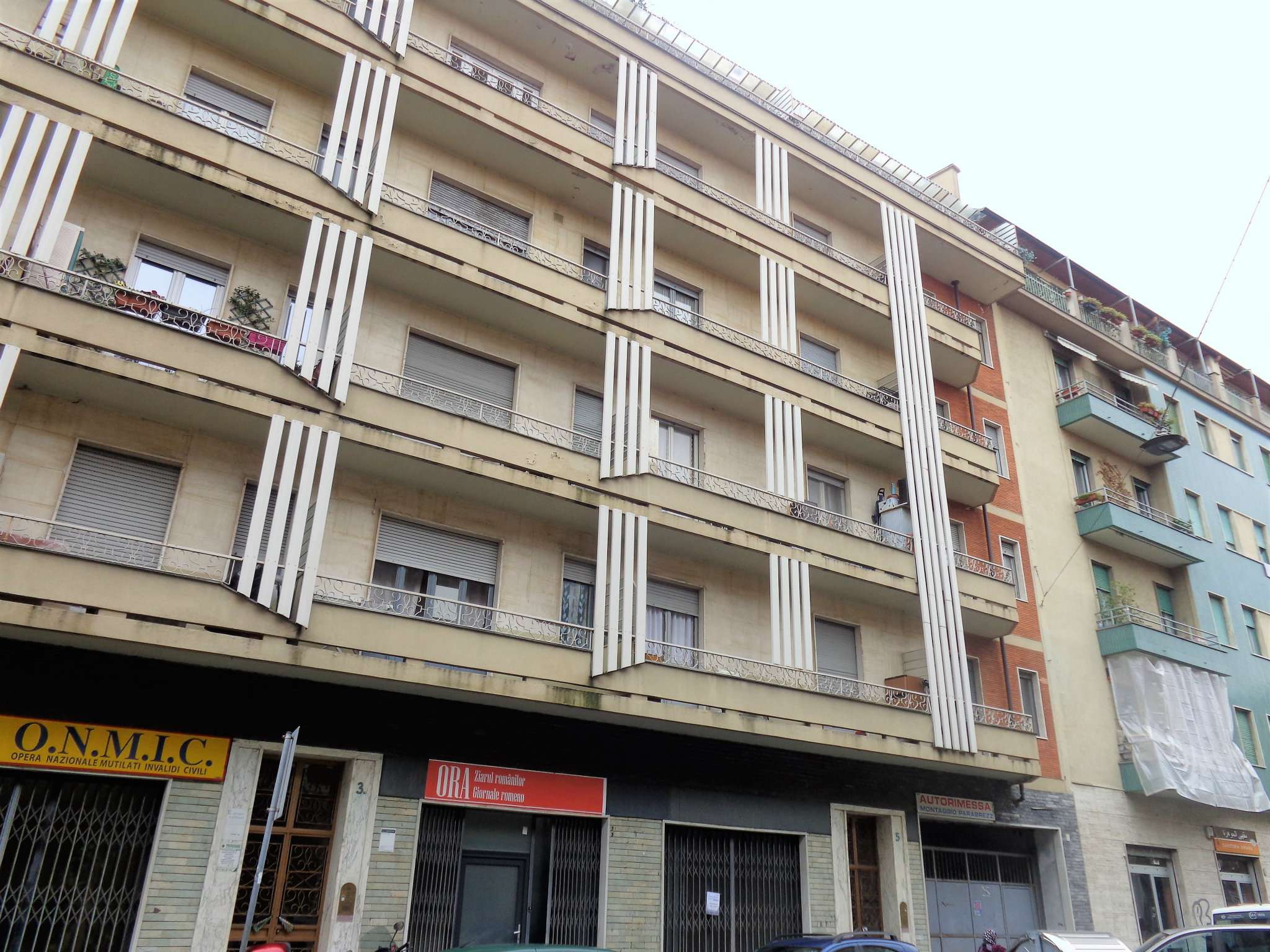  torino vendita quart: falchera congiu-immobiliare