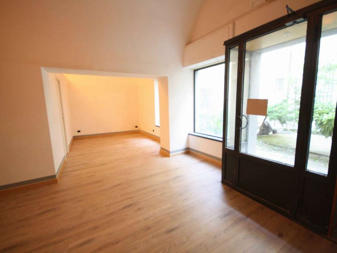 Negozio - Loc.Com. LUCCA affitto  CENTRO fillungo Punto Affitto