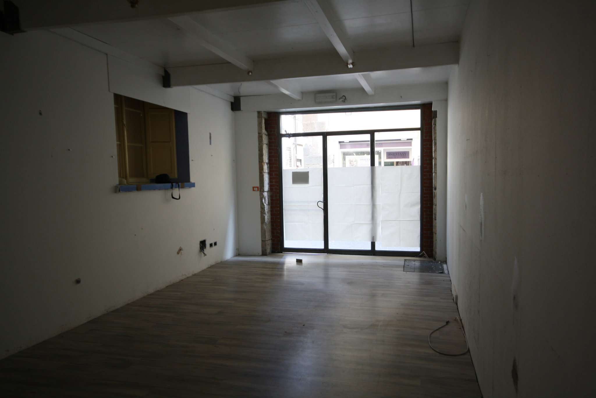 Negozio - Loc.Com. LUCCA affitto  CENTRO GARIBALDI Punto Affitto