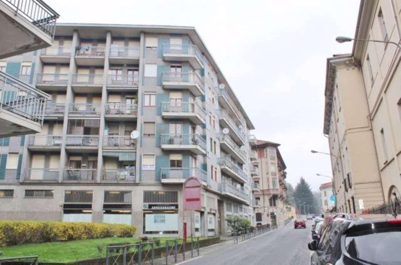 Negozio - Loc.Com. BIELLA vendita   Camillo Benso Cavour BUGELLA Agenzia Immobiliare