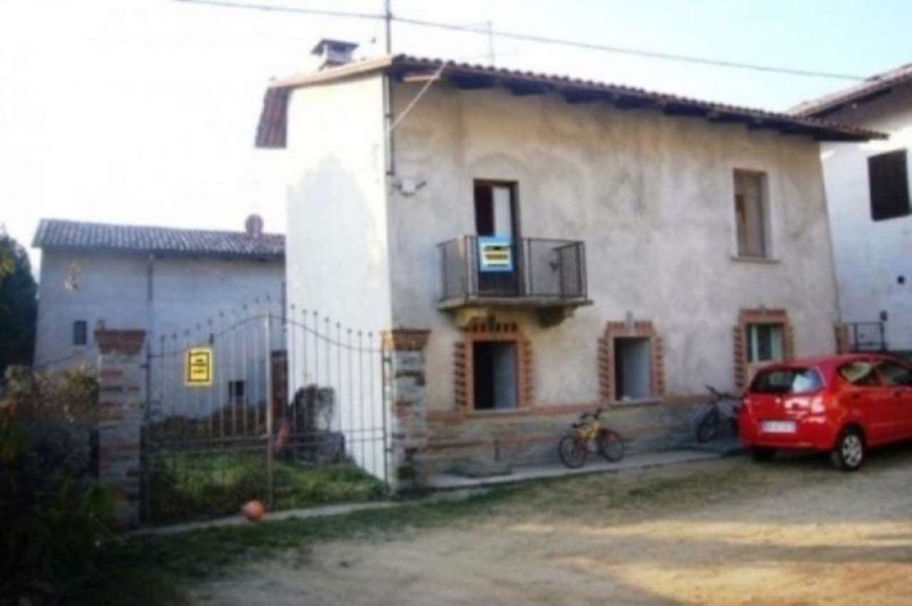 Villa Unifamiliare - Indipendente SALUSSOLA vendita   Roppolo 7 BUGELLA Agenzia Immobiliare