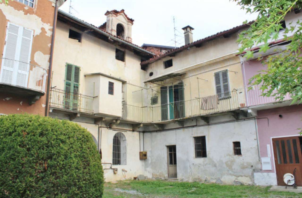 Appartamento SALUSSOLA vendita   Duca d'Aosta BUGELLA Agenzia Immobiliare