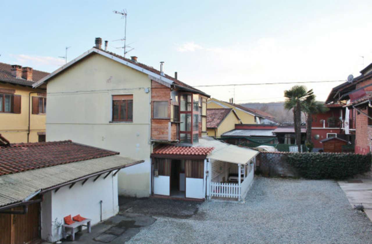 Villa Unifamiliare - Indipendente CERRIONE vendita   via Mazzini BUGELLA Agenzia Immobiliare