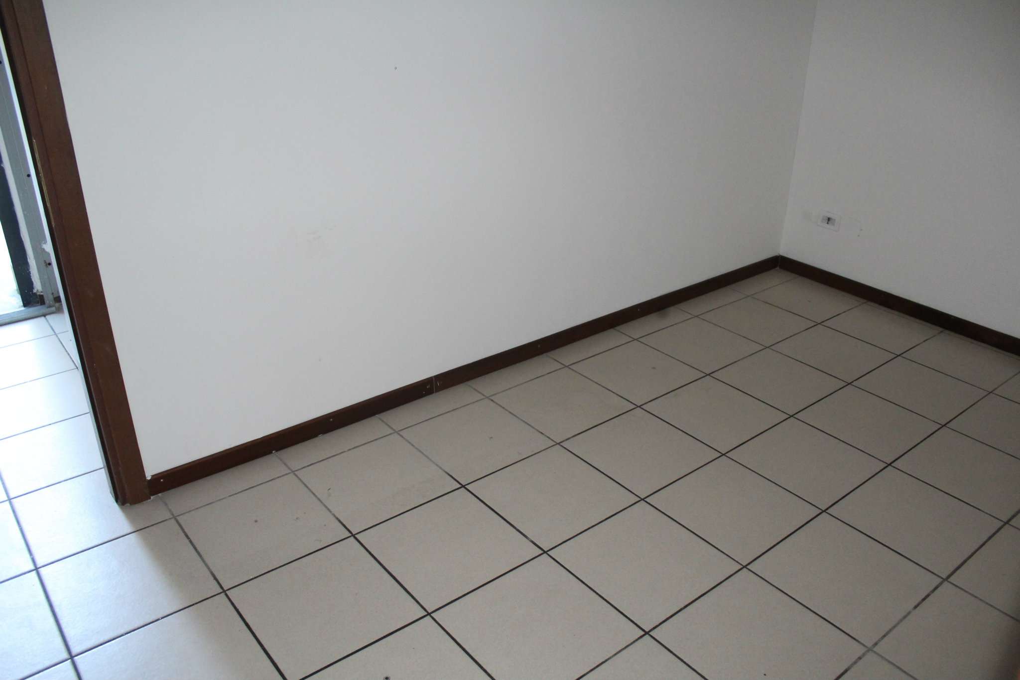 Negozio - Loc.Com. MILANO vendita  BICOCCA Via Bengasi Alesi Immobiliare