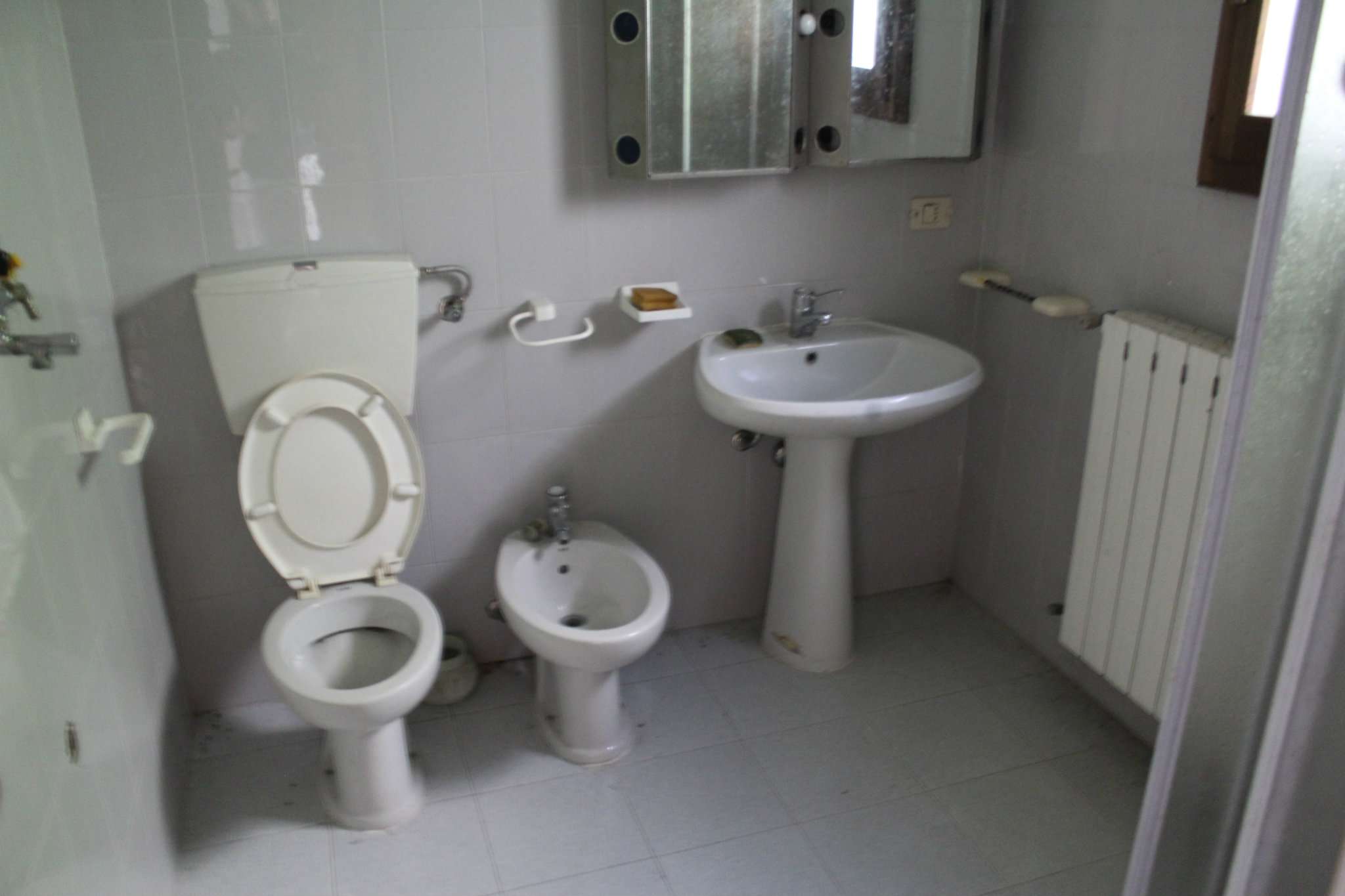 Appartamento CUVEGLIO vendita   Via San Michele Alesi Immobiliare