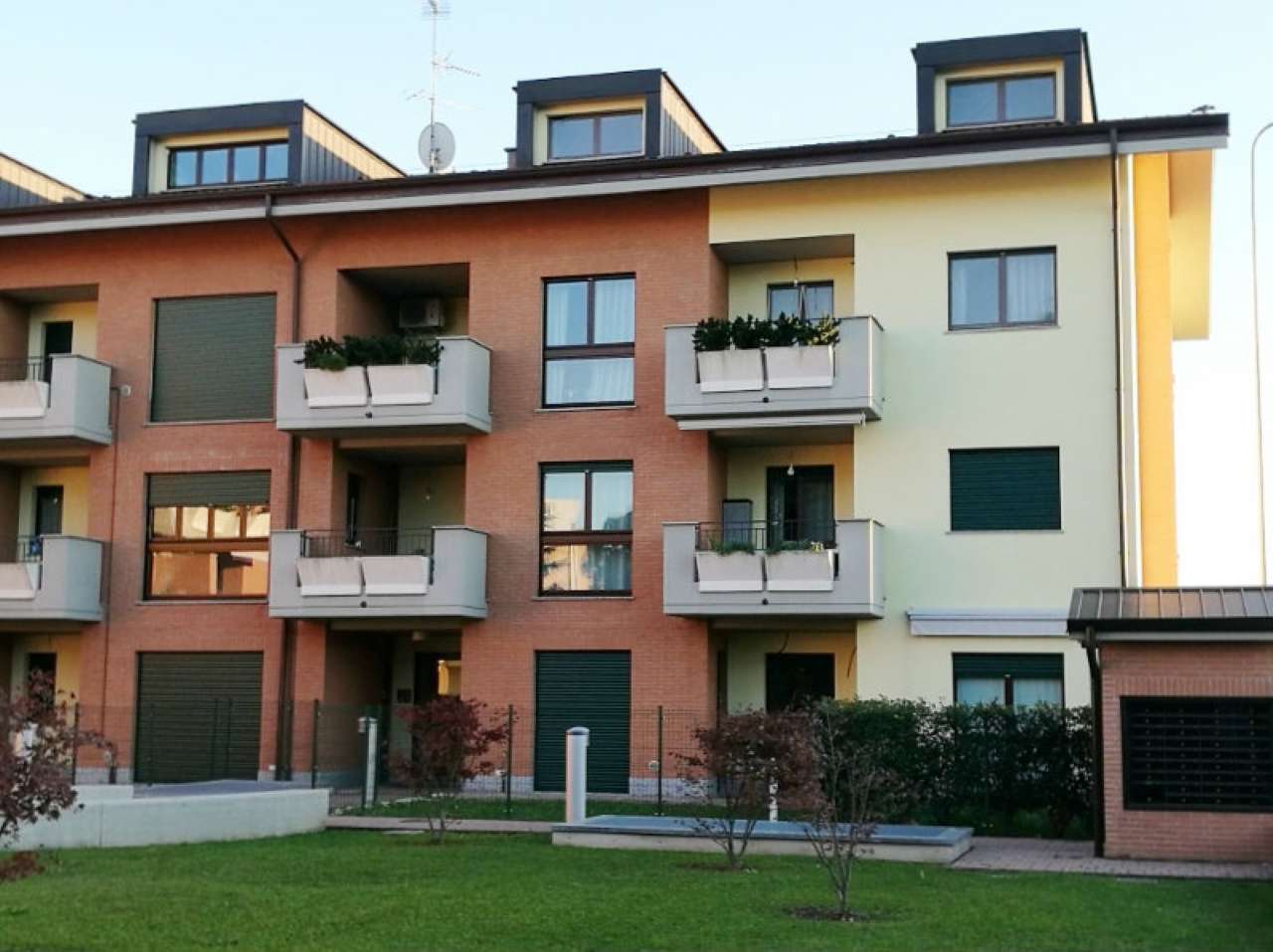  monza vendita quart: triante crimar immobiliare