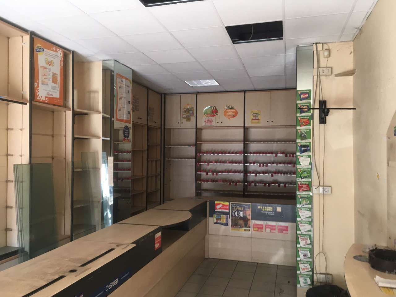 Negozio - Loc.Com. PARMA affitto  CENTRO STORICO Piacenza Studio casa 3 snc