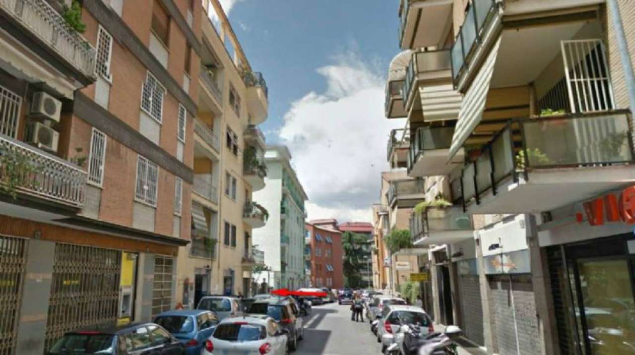 Appartamento ROMA vendita  PRATI FISCALI veglia STUDIO NICOTRA