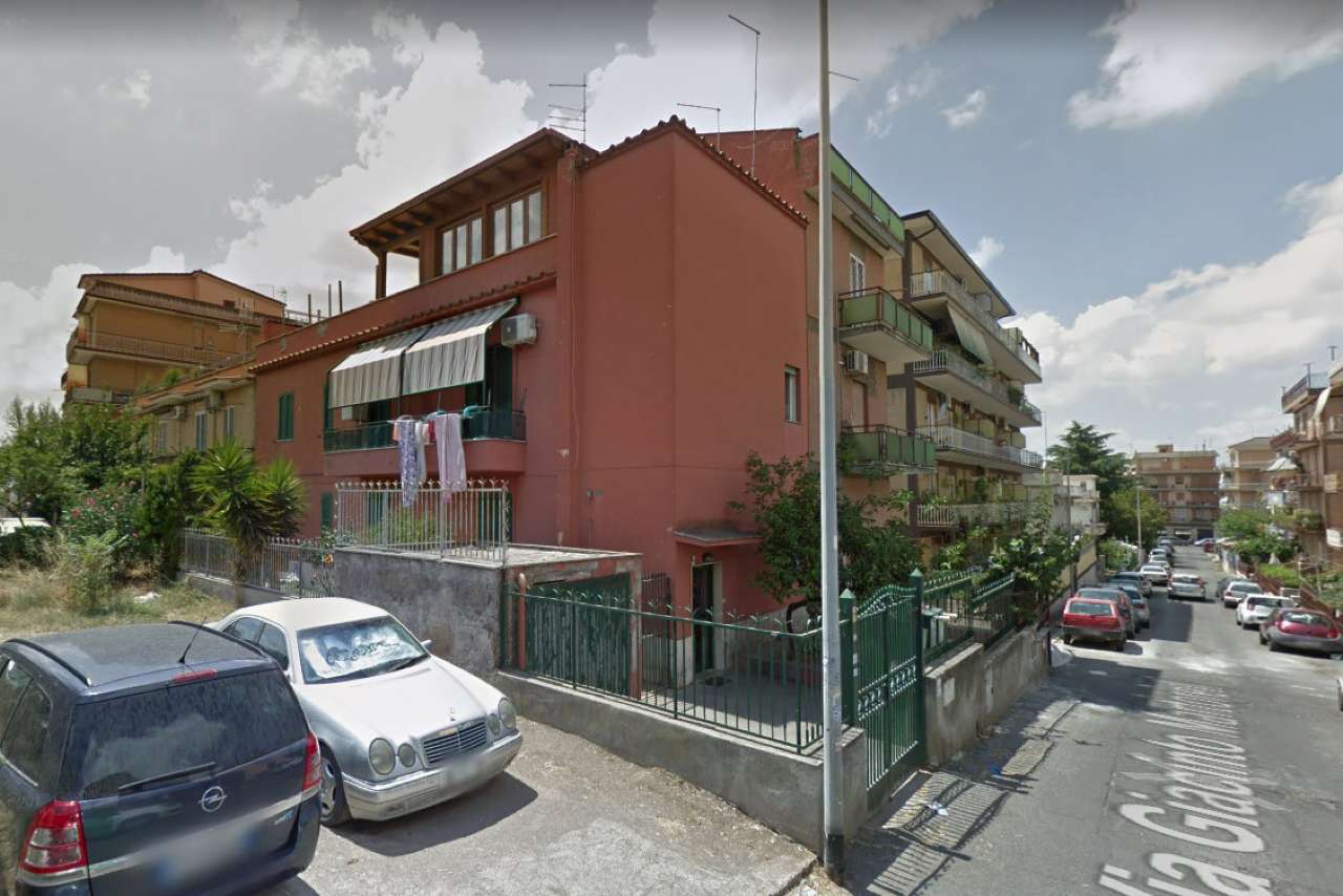  roma vendita quart: torre maura (zona della viii mun.)  studio nicotra