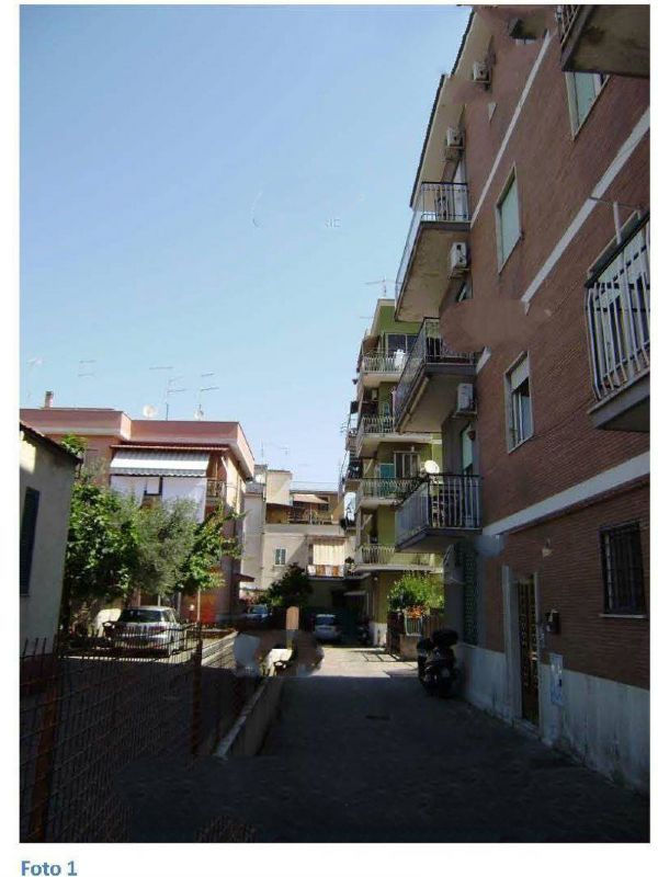 Appartamento ROMA vendita  TORRE MAURA (ZONA DELLA VIII MUN.)  del pettirosso STUDIO NICOTRA