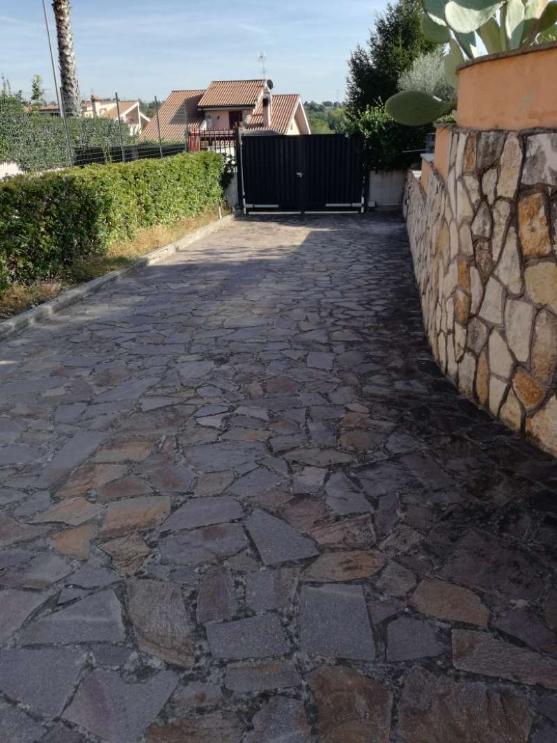 Villa GUIDONIA MONTECELIO vendita   via del leone CASA VOGUE IMMOBILIARE SRL