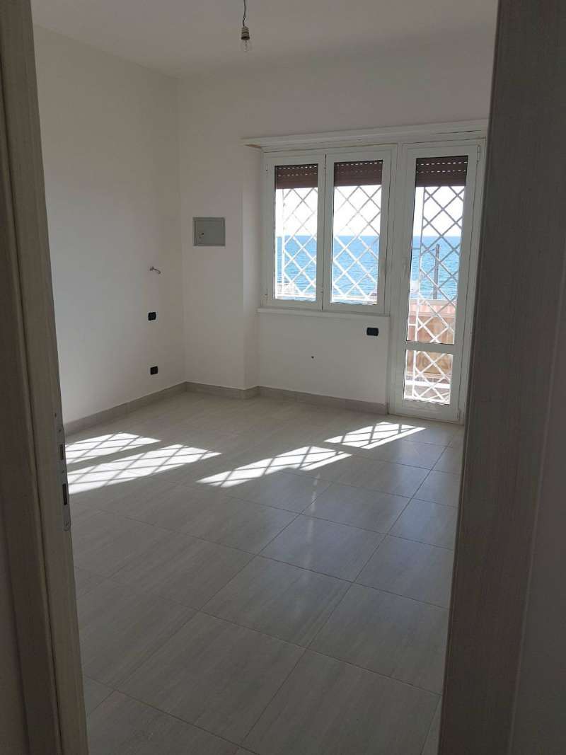 Appartamento ANZIO vendita   lungomare di enea CASA VOGUE IMMOBILIARE SRL