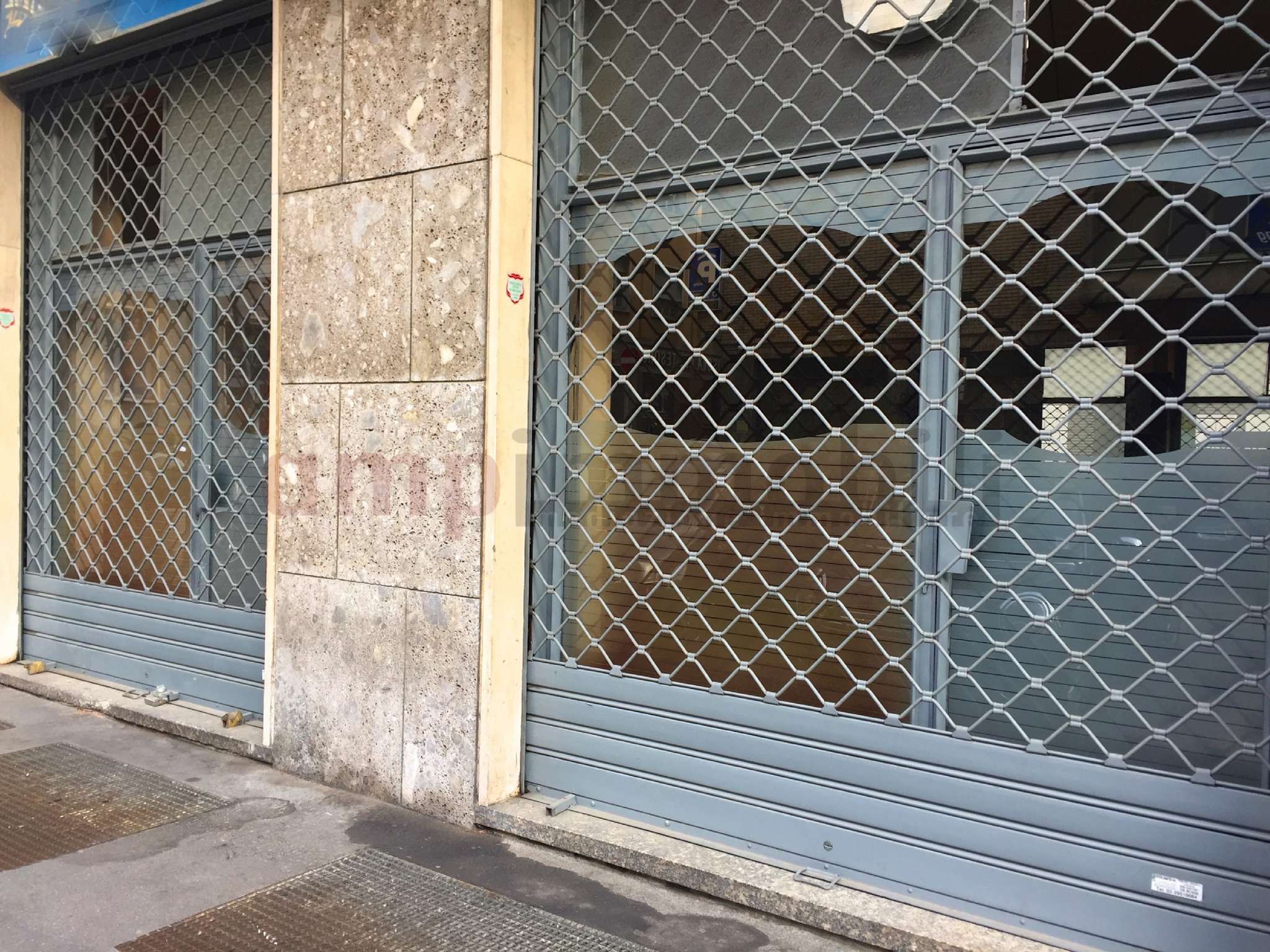 Negozio - Loc.Com. MILANO affitto  CENTRO STORICO di Porta Romana ampimmobili