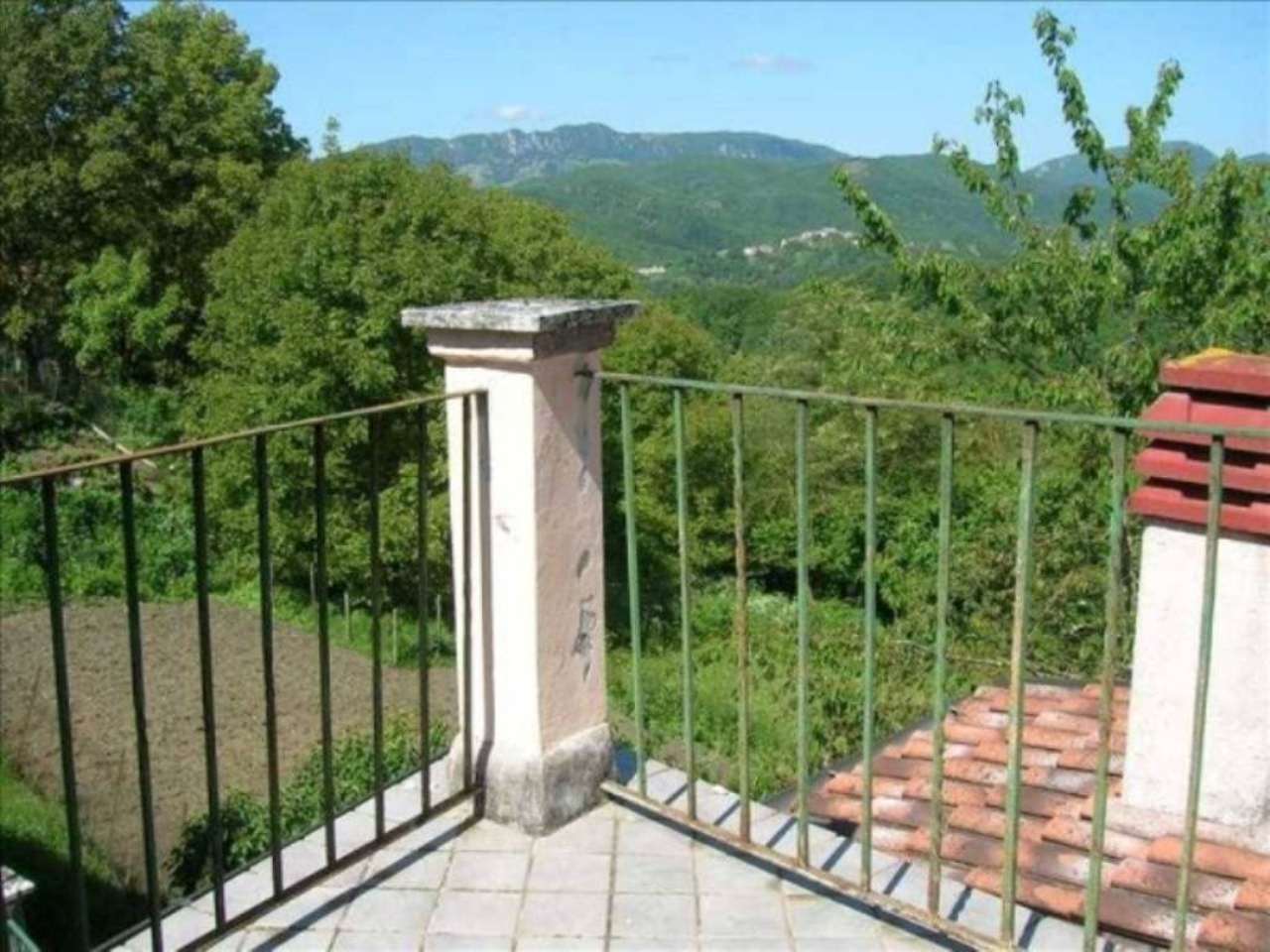 Villa Unifamiliare - Indipendente PESCOROCCHIANO vendita   roma IMMOBILIARE SIMONETTI SAS