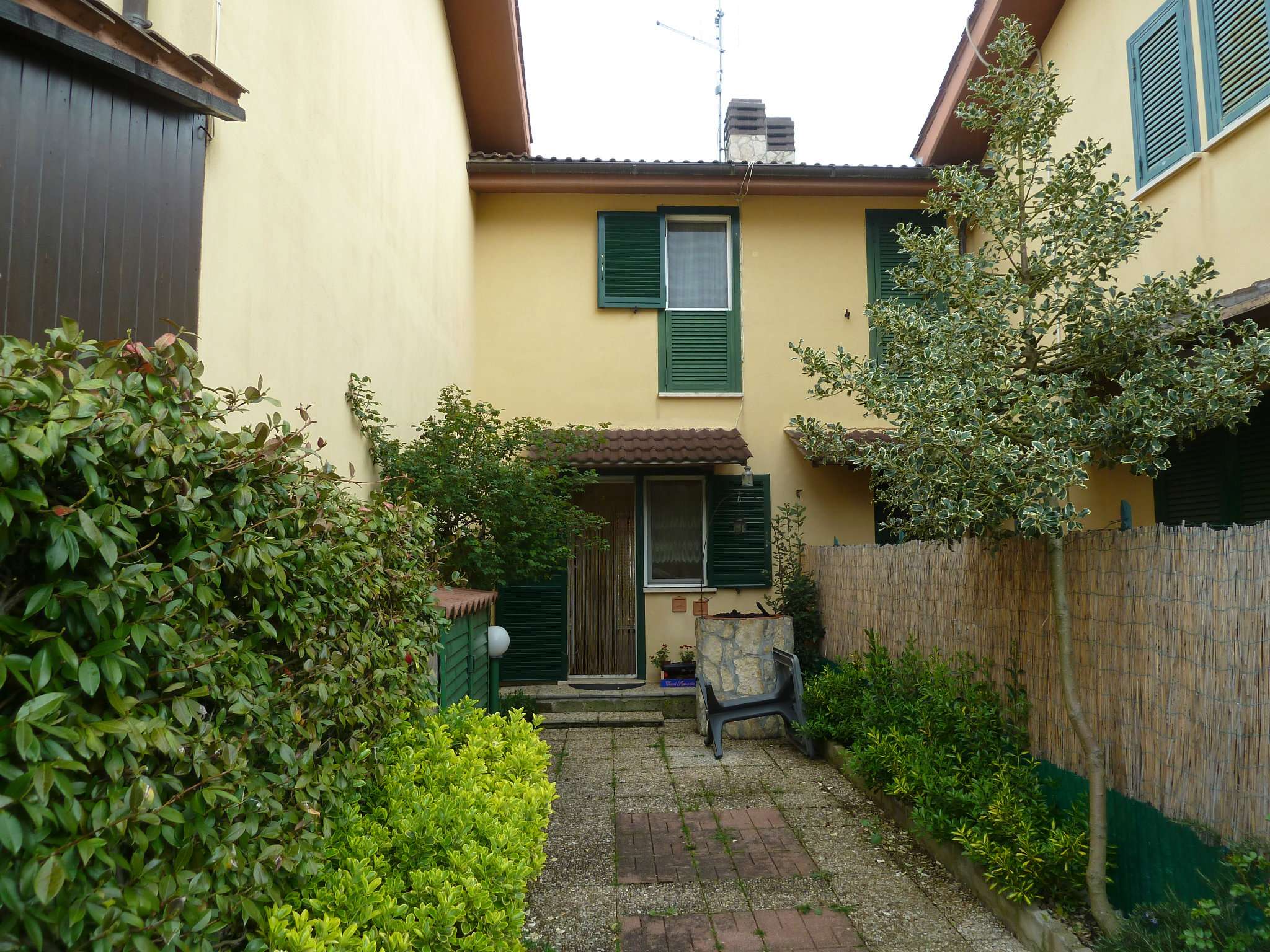  rocca-di-botte vendita quart:  immobiliare-simonetti-sas