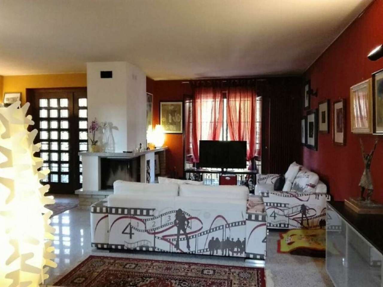 Villa Bifamiliare VERANO BRIANZA vendita   Privata Comasina In Casa