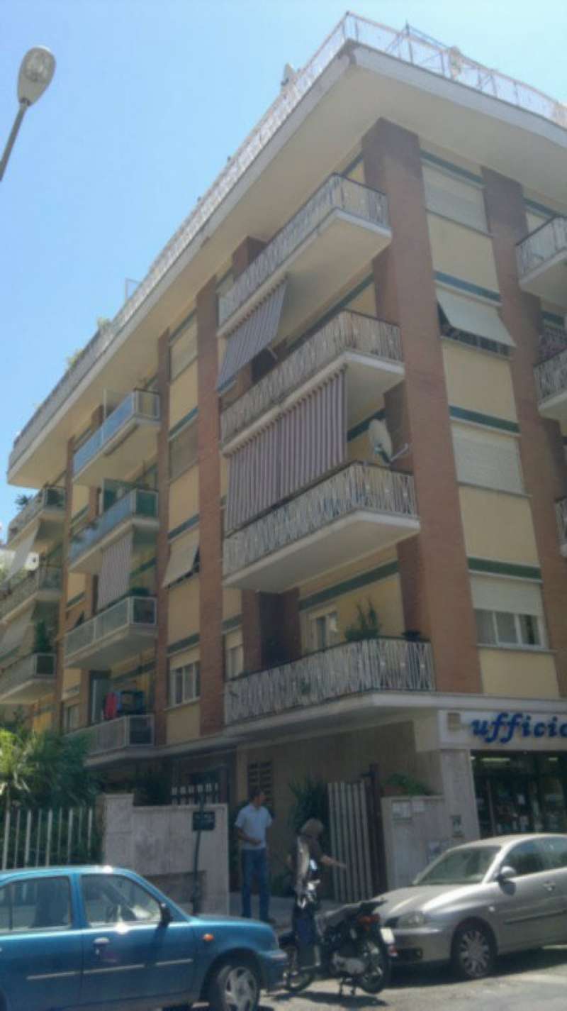  roma affitto quart:  gruppo viola immobiliare s.r.l.