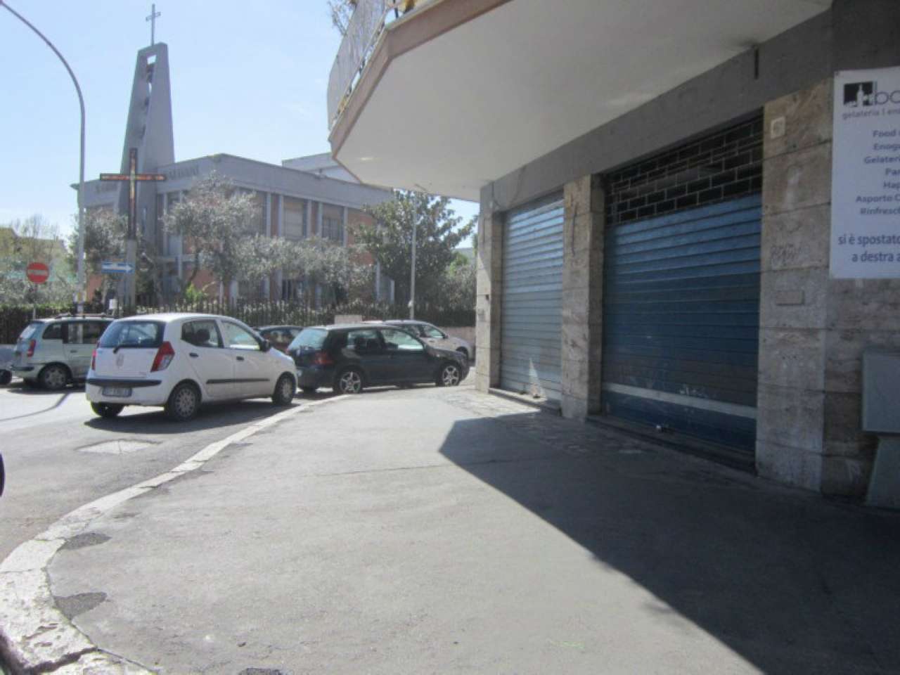 Negozio - Loc.Com. ROMA affitto  BUFALOTTA Monte Gennaro Gruppo Viola Immobiliare S.r.l.