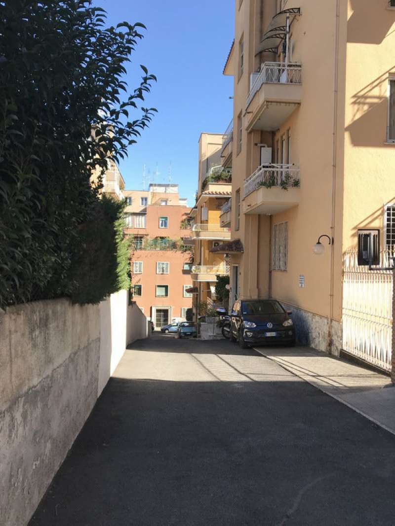 Appartamento ROMA vendita  GREGORIO VII dei Gozzadini Gruppo Viola Immobiliare S.r.l.